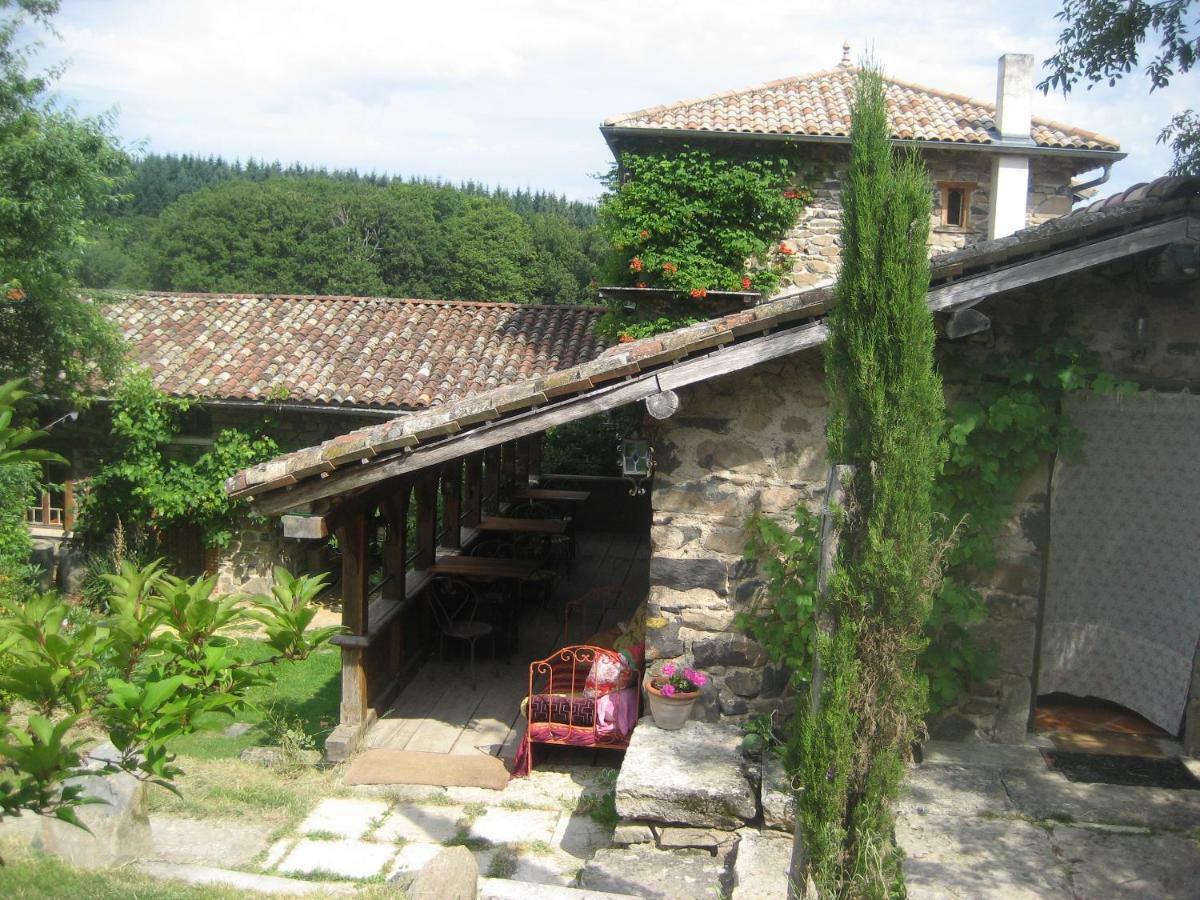 Les Folies De La Serve Ouroux Exterior photo